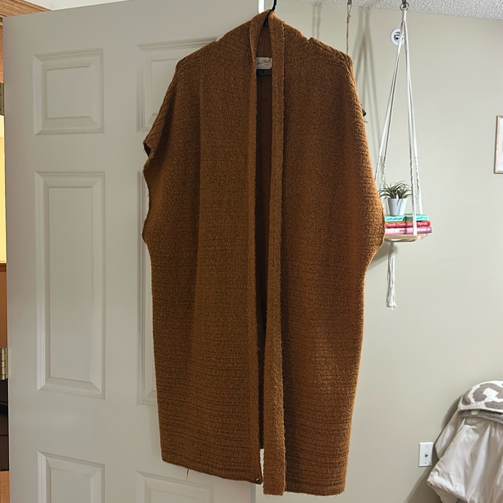 armless cardigan
